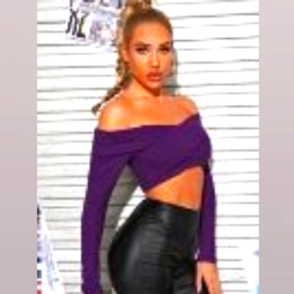NEW Off-shoulder Cross Wrap crop top - Picture 1 of 1